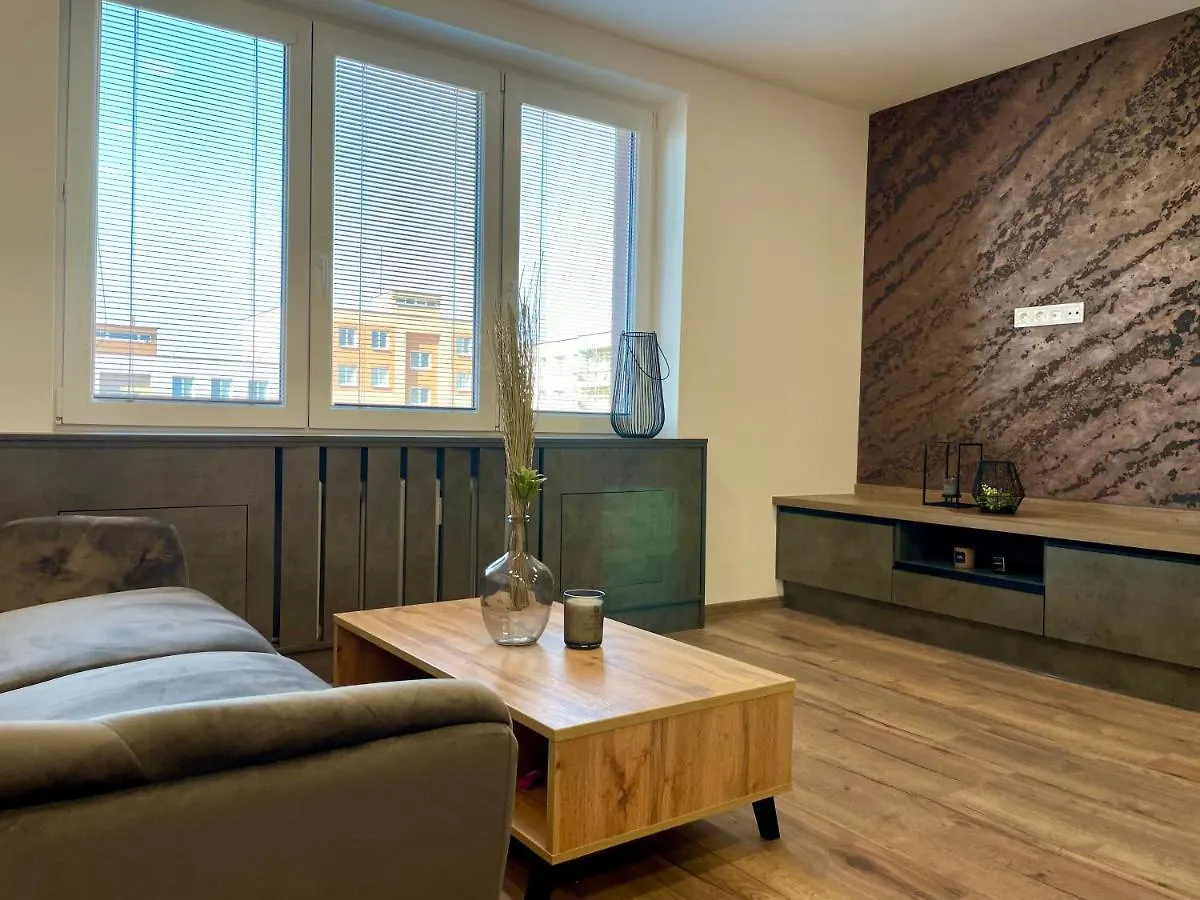 Apartment Luxusni Nove Zrekonstruovany Apartman 2Kk - 47M2 - Ostrava Centrum Czech Republic